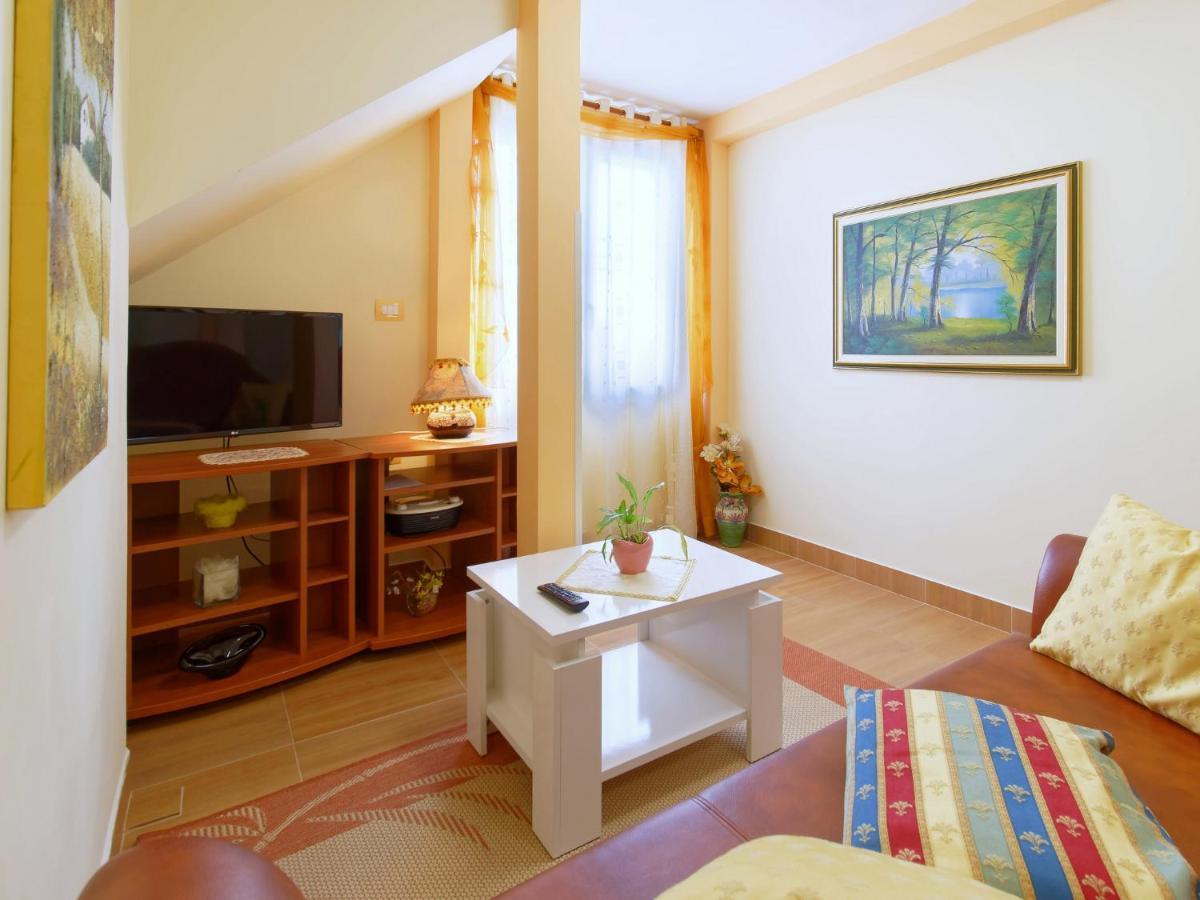 Holiday Home Nevena By Rent Istria Buje Ngoại thất bức ảnh