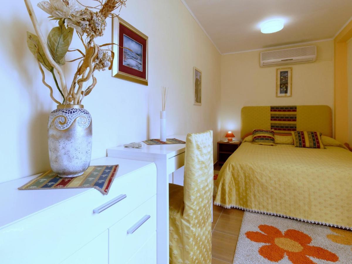 Holiday Home Nevena By Rent Istria Buje Ngoại thất bức ảnh