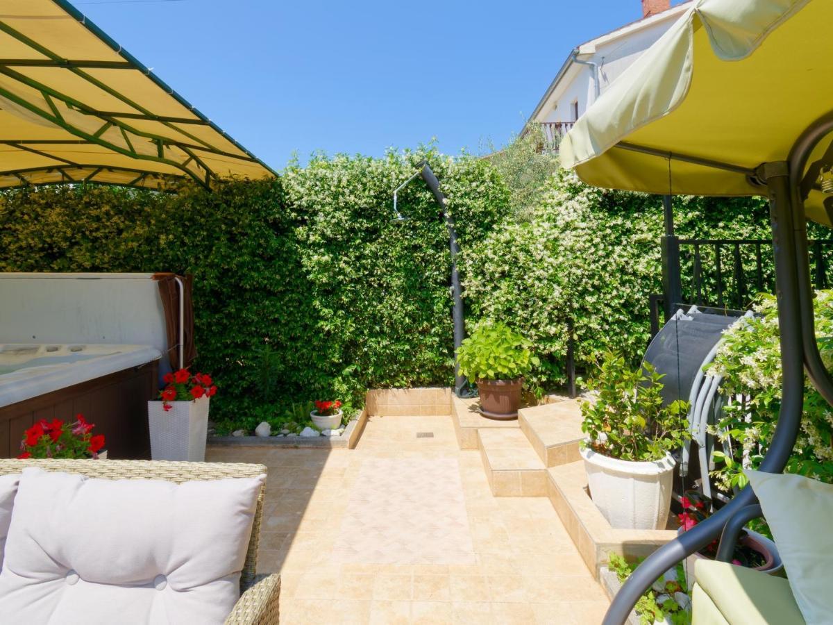 Holiday Home Nevena By Rent Istria Buje Ngoại thất bức ảnh
