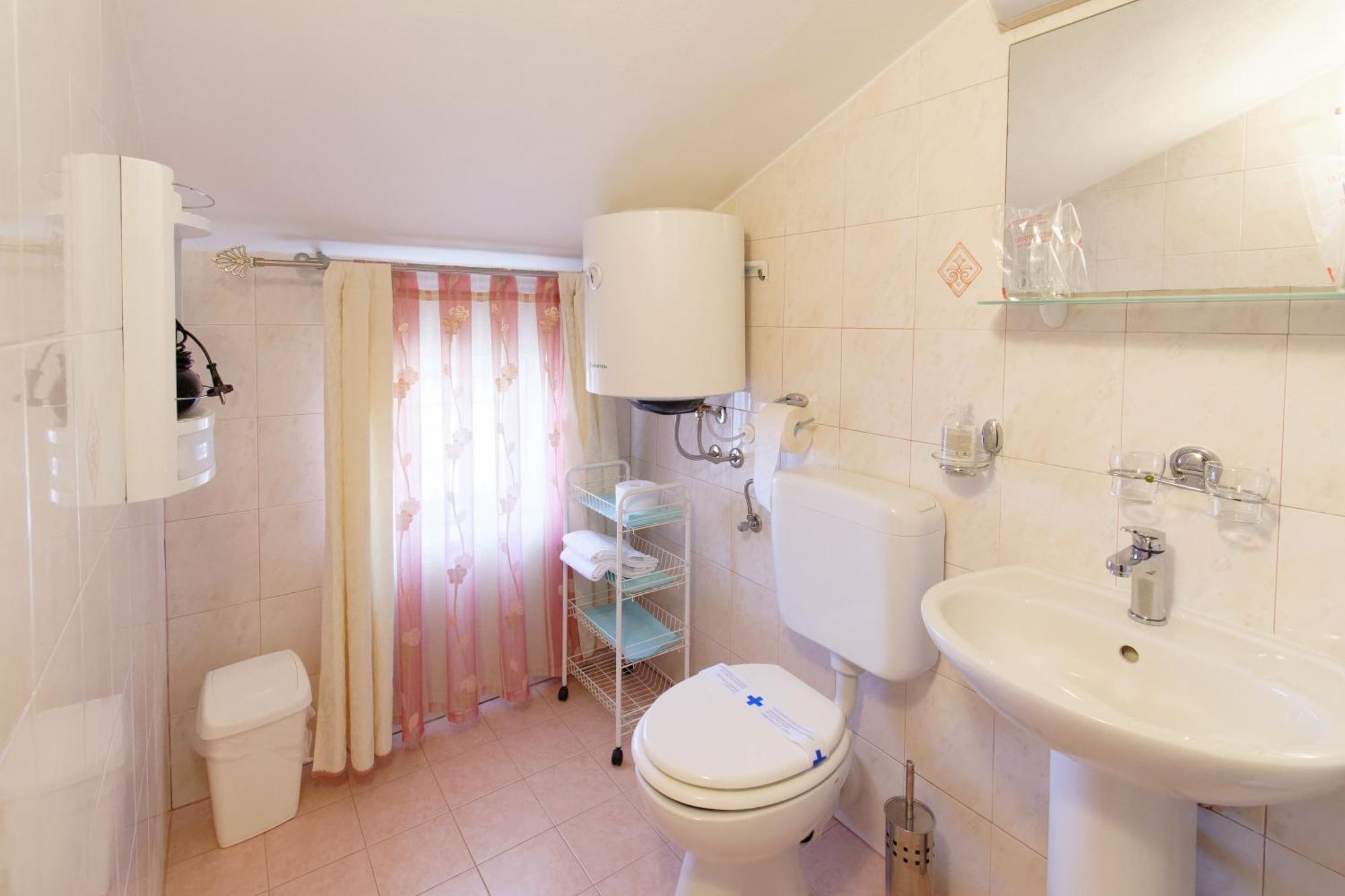 Holiday Home Nevena By Rent Istria Buje Phòng bức ảnh